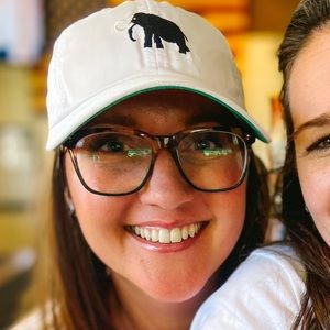 Meet your Posher, Carrie